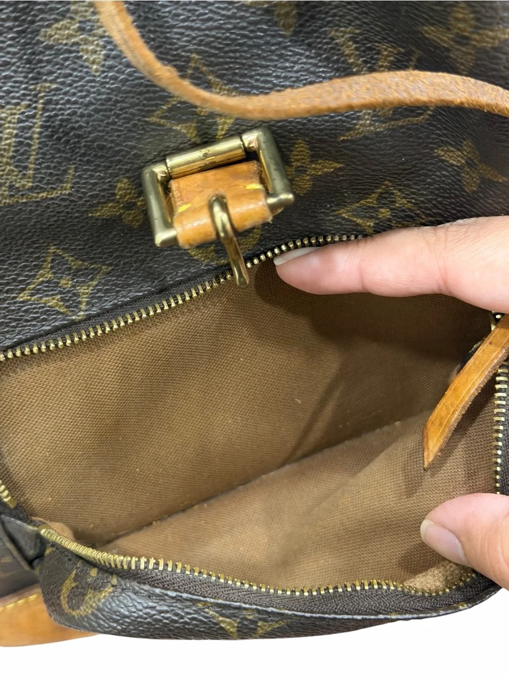 Louis Vuitton Monogram Montsouris MM Backpack – Made in France